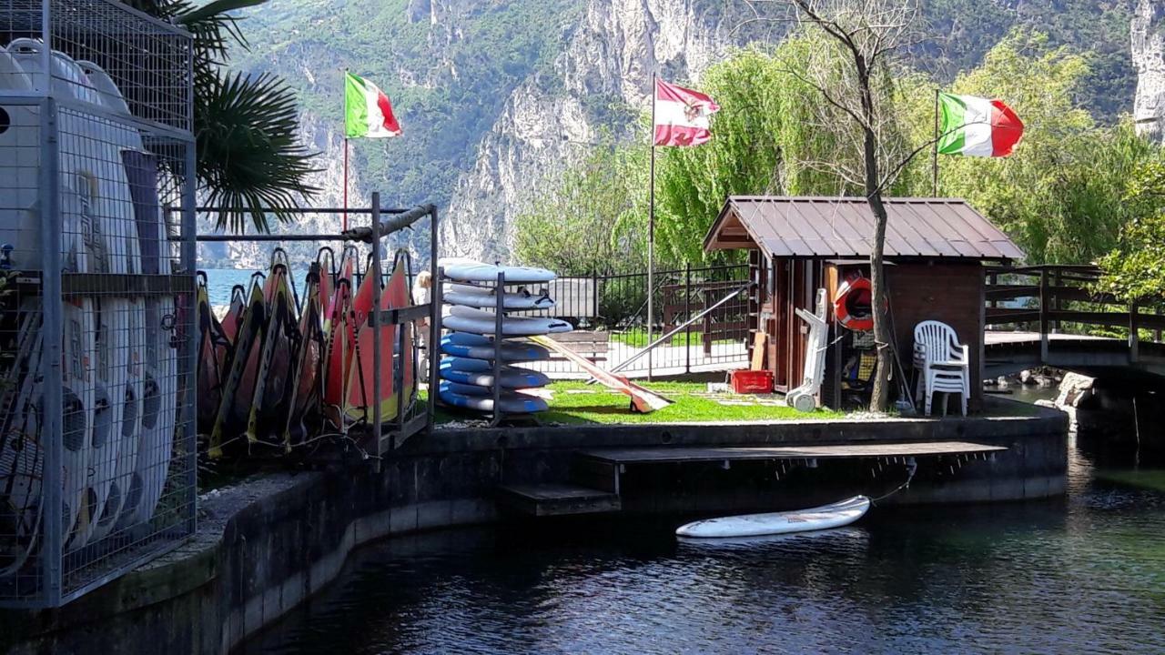 Garda Blu Apartment Riva del Garda Exterior photo